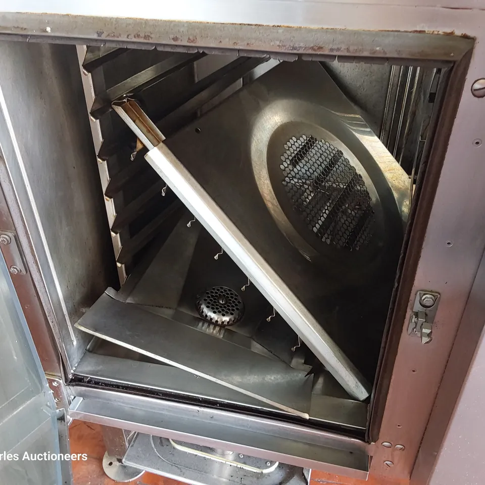 HOUNO CPE1.06 ELECTRIC COMBINATION OVEN 6 GRID