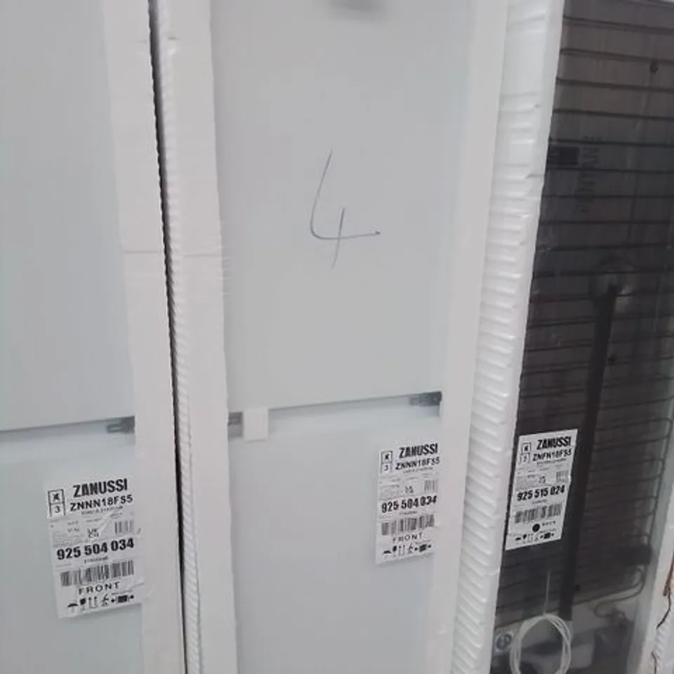 ZANUSSI INTEGRATED 50/50 FRIDGE FREEZER 240L Model ZNNN18FS5 RRP £692