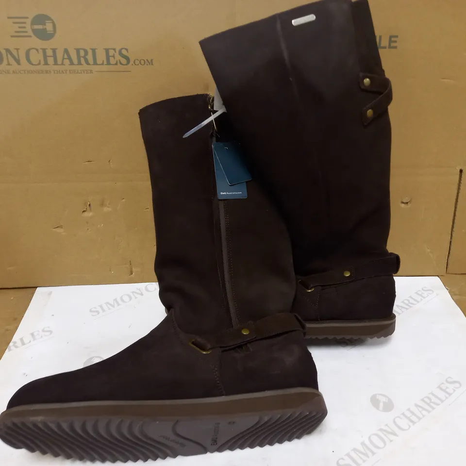 EMU AUSTRALIA "KEMMIE" KNEE BOOTS - OAK - UK SIZE 8