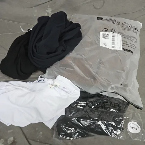 APPROXIMATELY 30 ASSORTED CLOTHING ITEMS IN VARIOUS SIZES, STYLES & COLOURS TO INCLUDE BRANDS SUCH AS LISTER, ZARA, RIVER ISLAND, ETC - COLLECTION ONLY