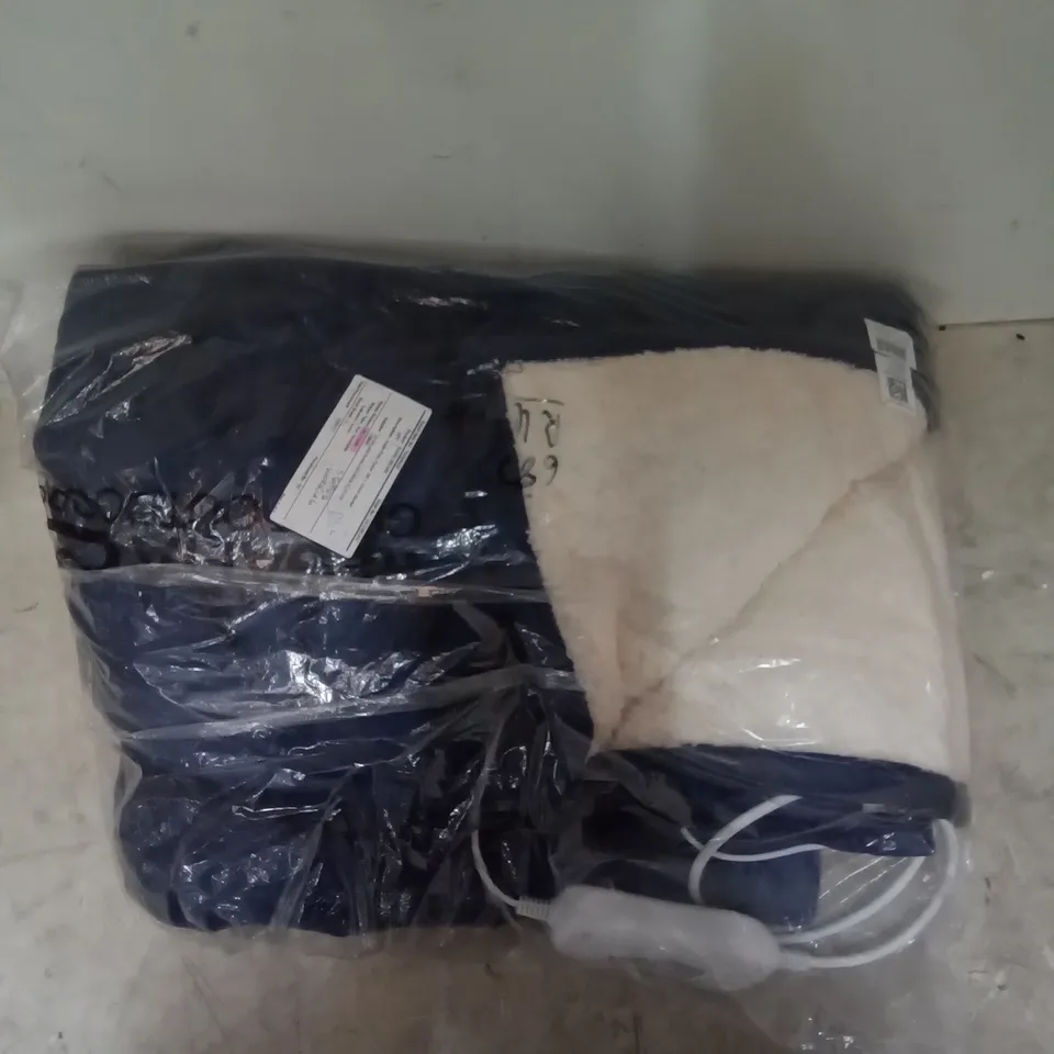 PACKAGED SUPER POLAR FLEECE 160CM X 120CM HEATED BLANKET( NAVY BLUE )