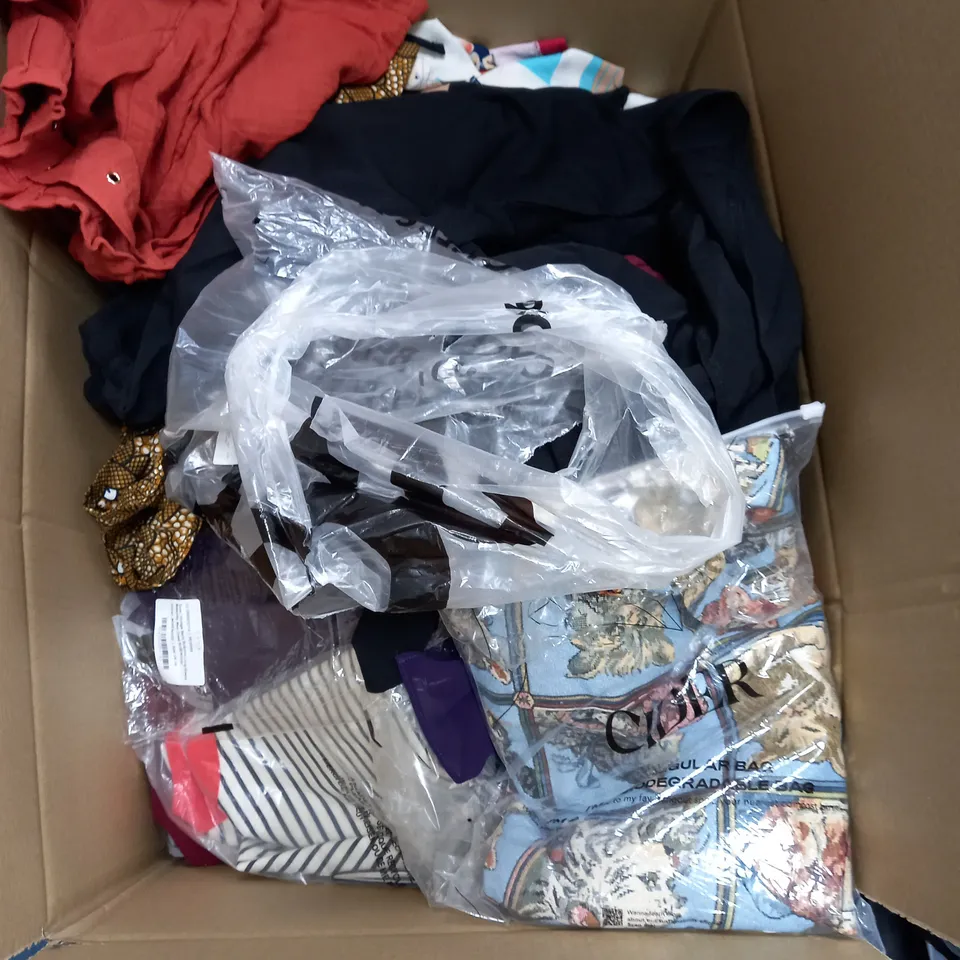 BOX OF APPROXIMATELY 25 ASSORTED CLOTHING ITEMS TO INCUDE - JEANS , JACKET , KNICKERS ,SHORTS -ETC