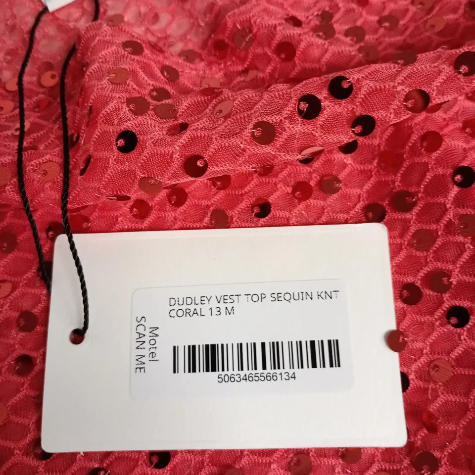 MOTEL DUDLEY VEST TOP SEQUIN KNIT CORAL – WOMEN'S UK M 