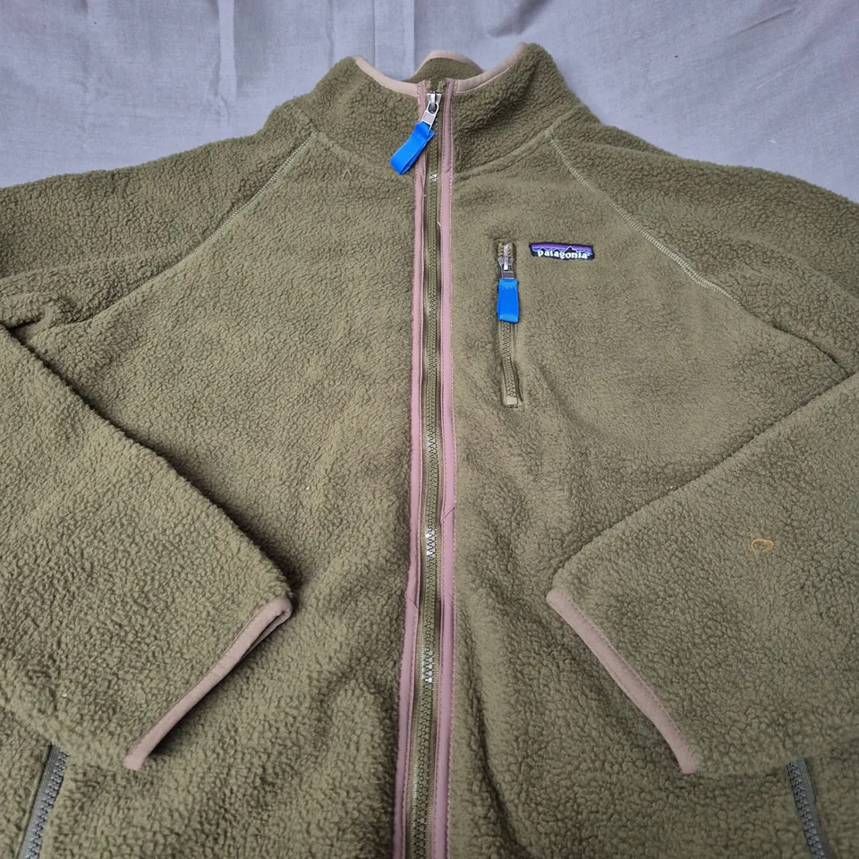 PATAGONIA FULL ZIP FLEECE JACKET - LARGE