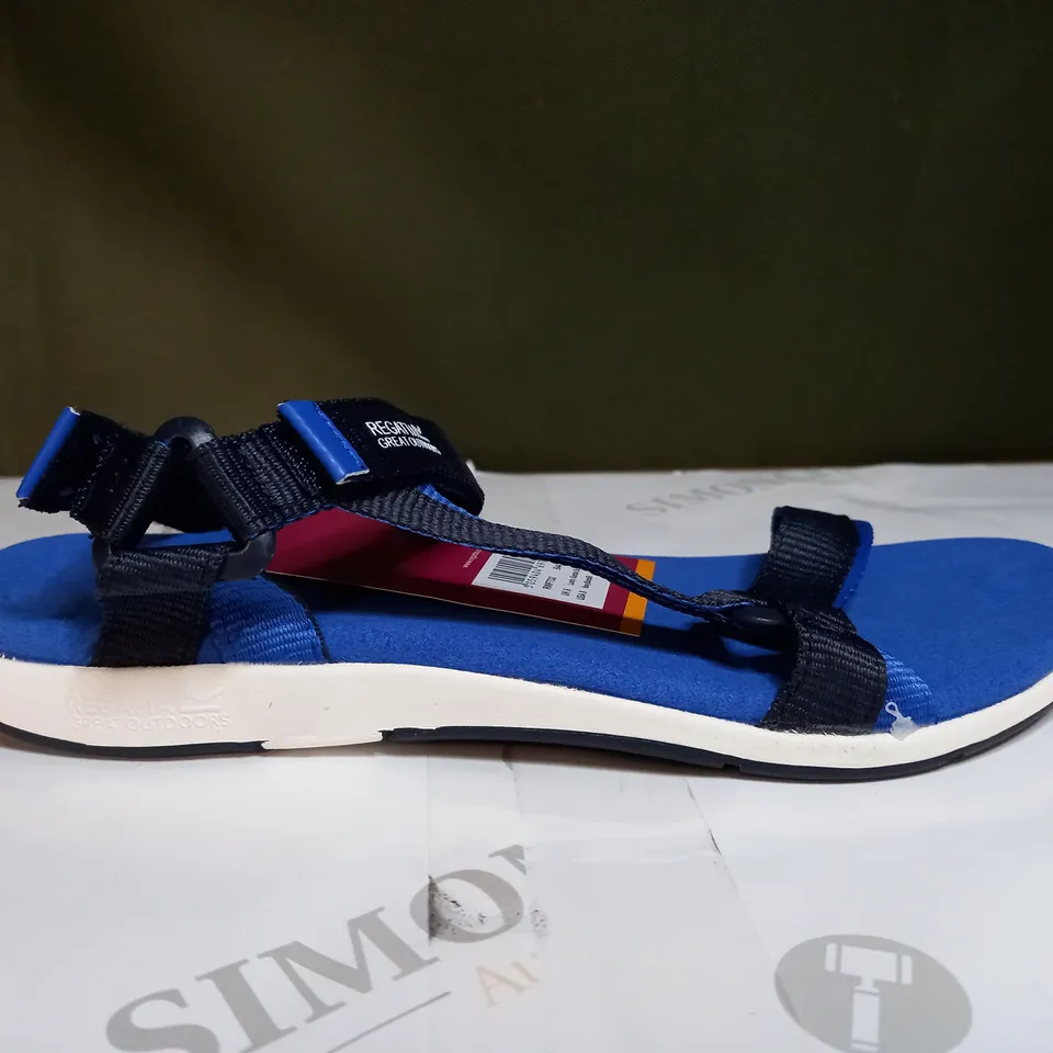 REGATTA LADY SANTA SOL SANDALS SIZE 6