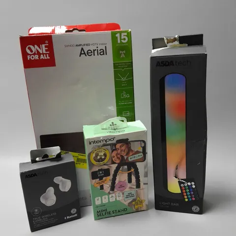 APPROXIMATELY 15 ASSORTED ELECTRICAL ITEMS TO INCLUDE ONE FOR ALL AERIAL, LIGHT BAR, TRUE WIRELESS EARBUDS, ETC