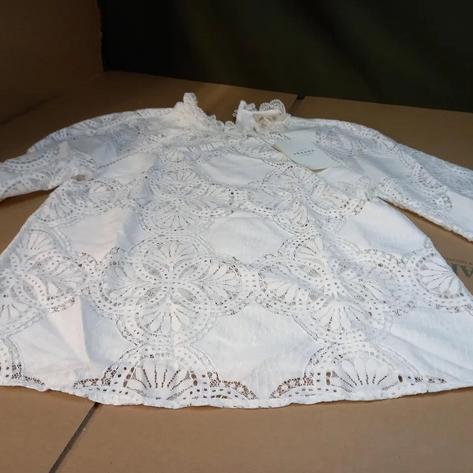 SEZANE CREAM LACE INSPIRED BLOUSE - SIZE 10
