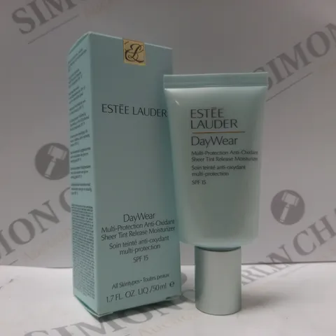 ESTΓE LAUDER DAYWEAR PLUS SHEER TINTED MOISTURIZER SPF15 50ML