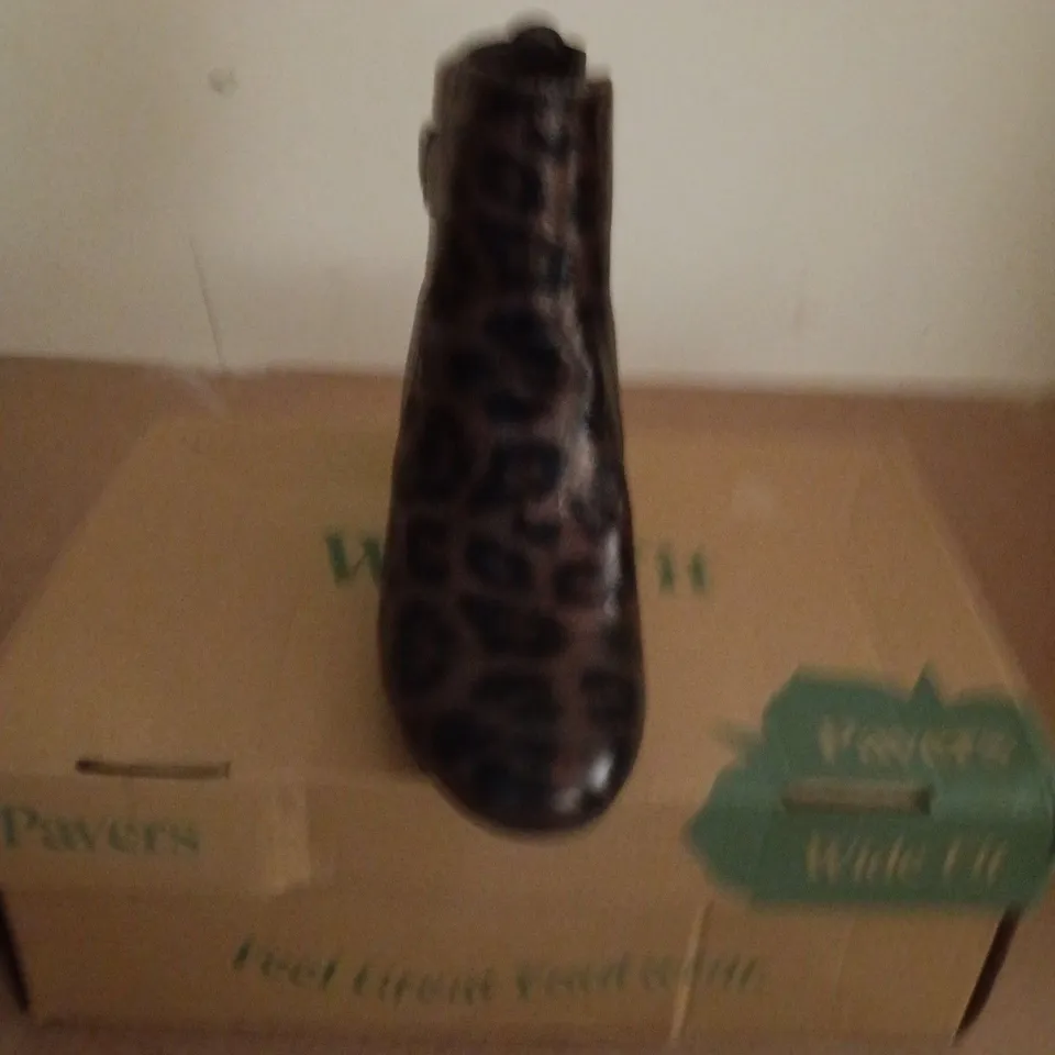 BOXED PAIR OF PAVERS ANIMAL PRINT HEELS IN BROWN - UK 6