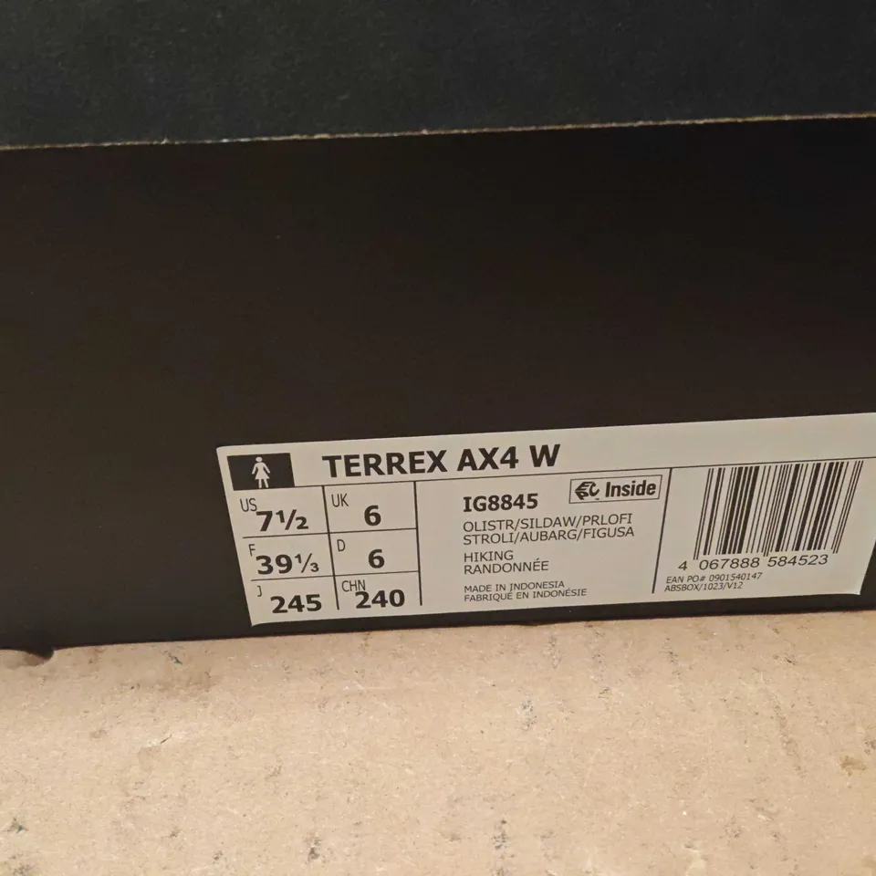 BOXED ADIDAS TERREX AX4 W HIKING SHOES – WOMEN'S, UK 6, OLIVE/GREEN