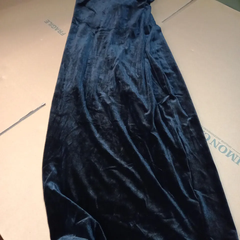 FEMME LUXE BLACK HALTER NECK MIDI DRESS - SIZE 10
