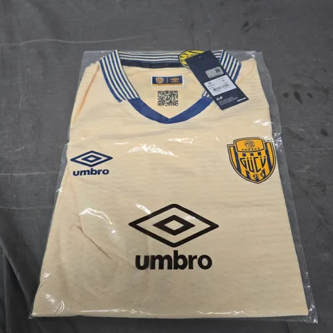 MKE ANKARAGUCU AWAY 23/24 MEN'S FOOTBALL SHIRT – UMBRO, XL