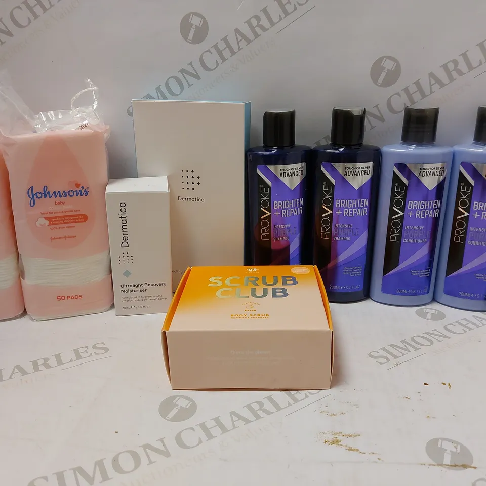 LOT OF APPROX 10 ASSORTED BEAUTY PRODUCTS TO INCLUDE PROVOKE PURPLE SHAMPOO, AVON BUBBLE BATH, DERMATICA ULTRALIGHT RECOVERY MOISTURISER, ETC 