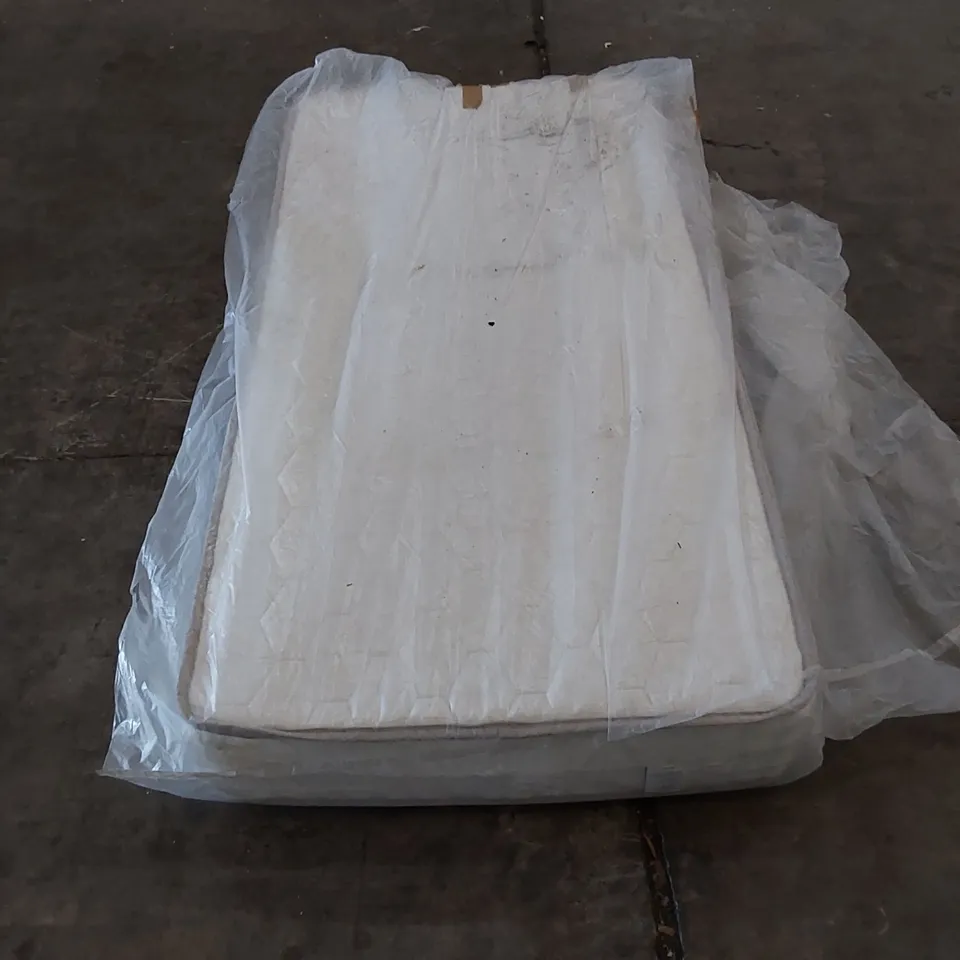 BAGGED MEMORY FOAM POCKET SPRUNG 3' MATTRESS 