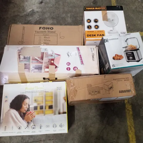 PALLET CONTAINING ASSORTED PRODUCTS INCLUDING VACUUM STAND, DESK FAN, DEEP FRYER, SIDE TABLE, DOLL HOUSE & HEATED THROW