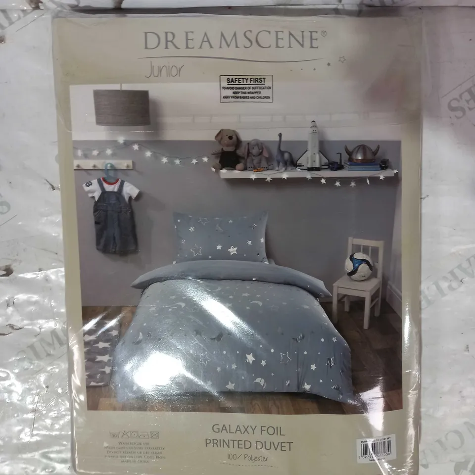DREAMSCENE JUNIOR GALAXY FOIL PRINTED DUVET SET - DOUBLE