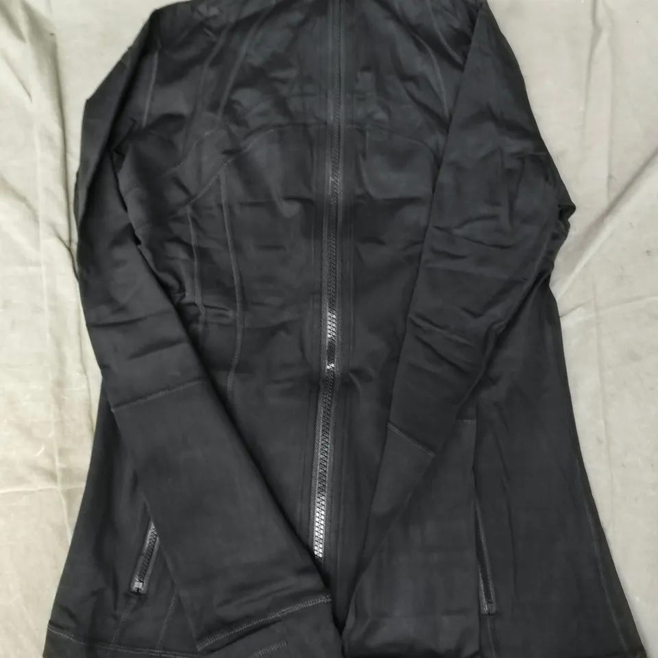 LULULEMON DEFINE JACKET IN BLACK SIZE 6