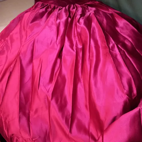 HEBEOS SATIN RED STATEMENT OCCASION GOWN