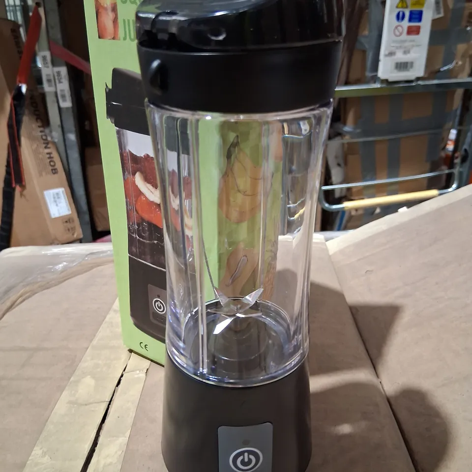 TWENTY BRAND NEW BOXED ROHS SQUEEZED JUICE CUP PORTABLE BLENDERS
