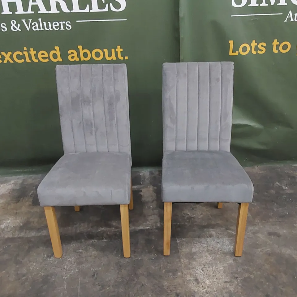 SET OF 2 SAILSBURY GREY DINING CHAIRS WITH OAK LEGS 