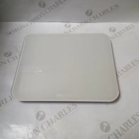 BOXED SALTER GHOST ELECTRONIC SCALE