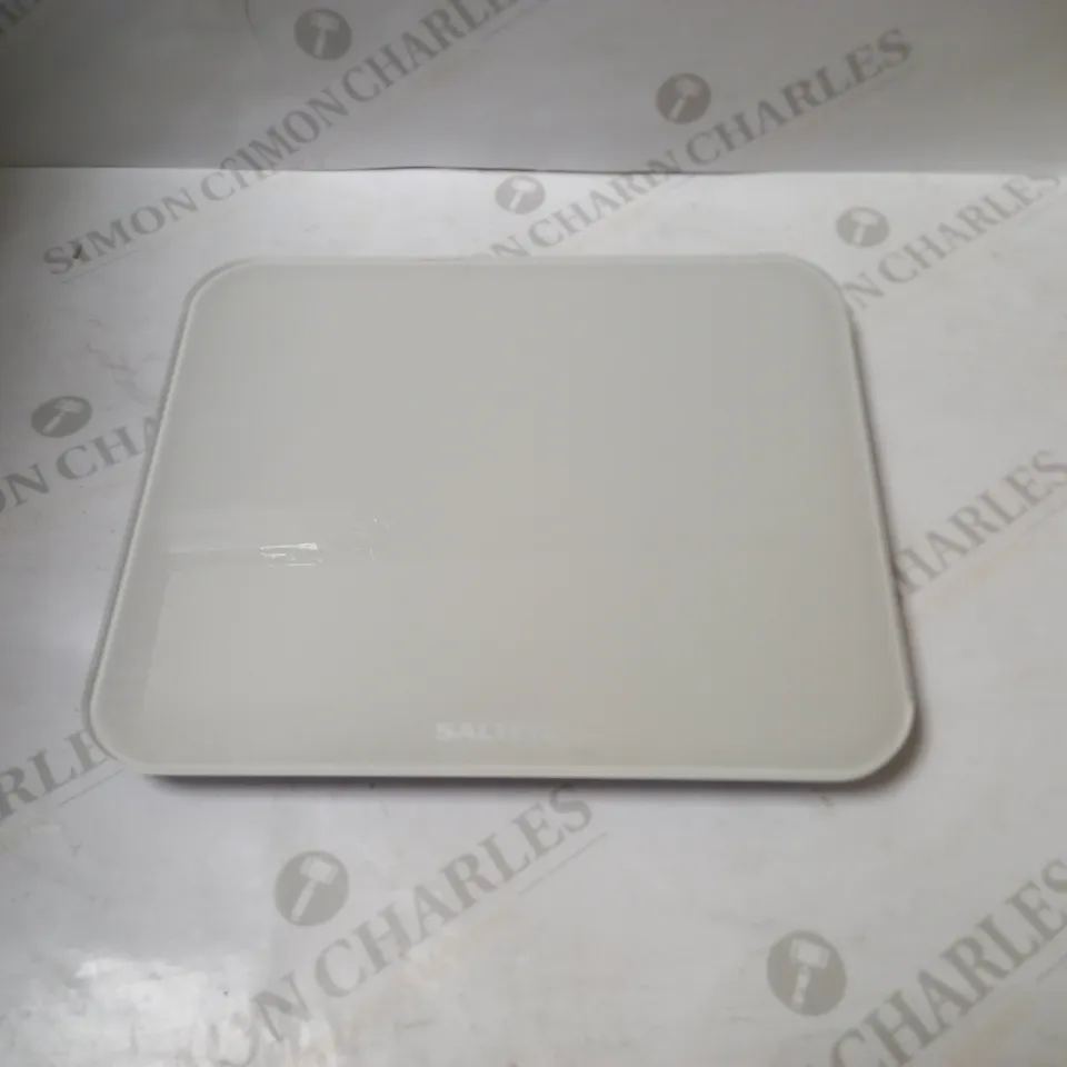 BOXED SALTER GHOST ELECTRONIC SCALE