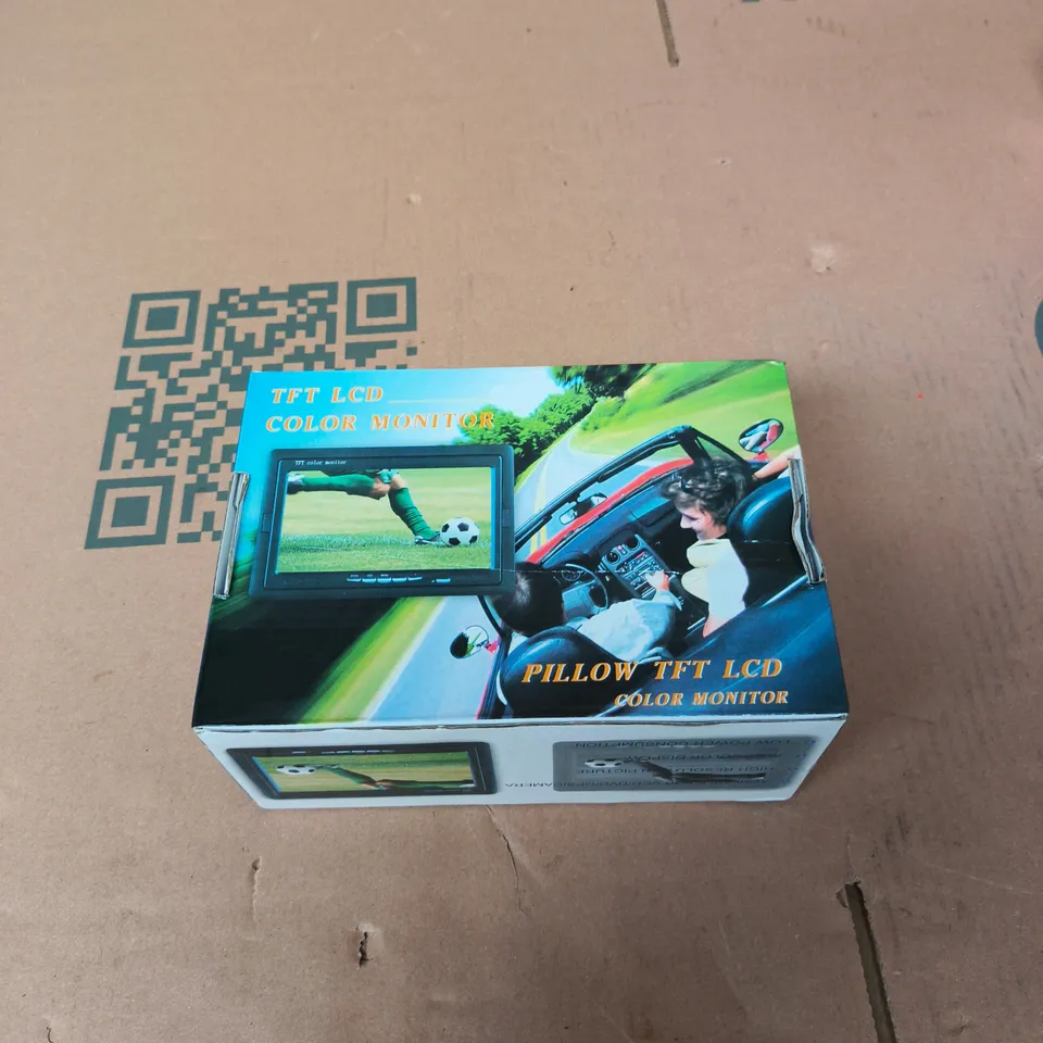BOX OF APPROXIMATELY 15 ASSORTED ITEMS TO INCLUDE: TFT LCD COLOUR MONITOR