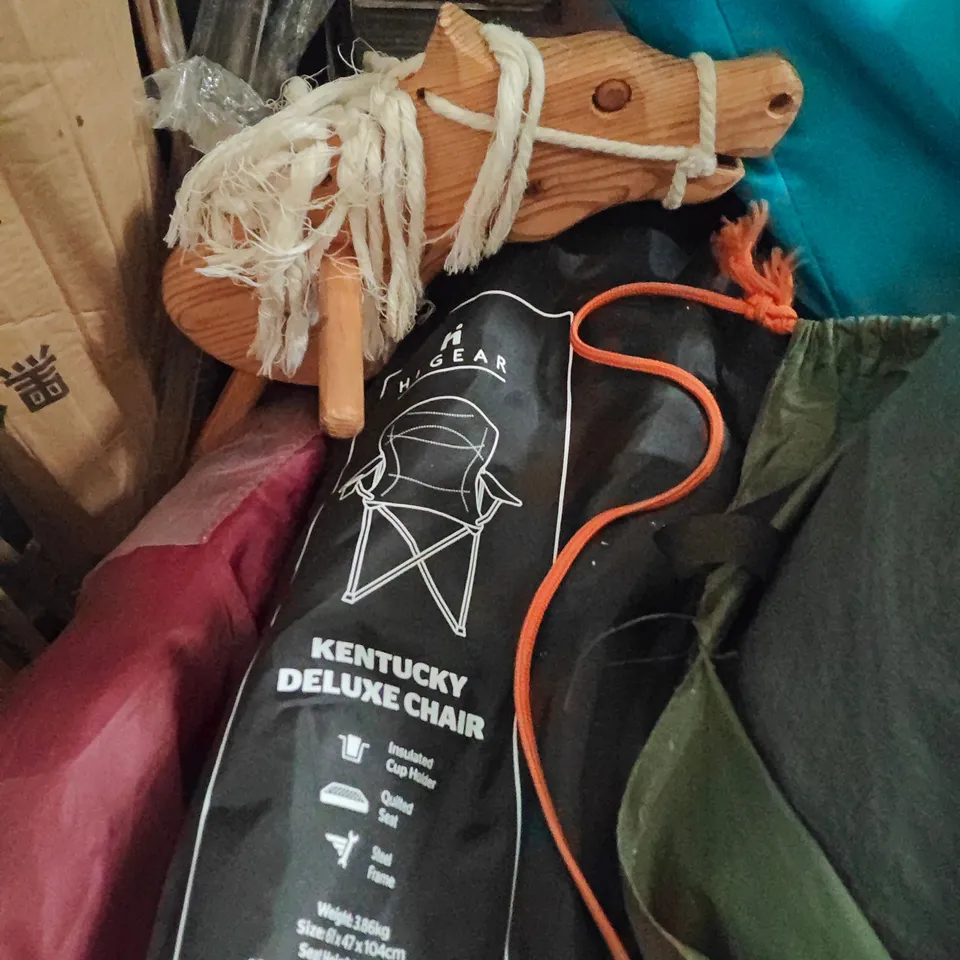 CAGE OF ASSORTED HOUSEHOLD ITEMS TO INCLUDE GOLDING OUTDOOR CHAIR, BAMBOO RODS, MINI SHOPPING BAG AND FIRELIGHTERS