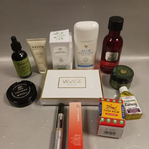 APPROXIMATELY 20 ASSORTED HEALTH & BEAUTY PRODUCTS TO INCLUDE CUTICLE OIL, TIGER BALM, NEOM HAND BALM ETC