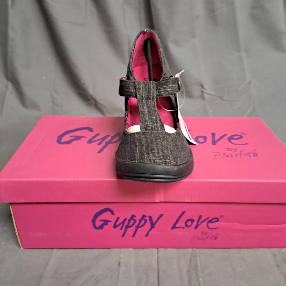 BOXED LOT OF 12 PAIRS OF LADIES WEDGE HEEL SHOES. VARIOUS SIZES
