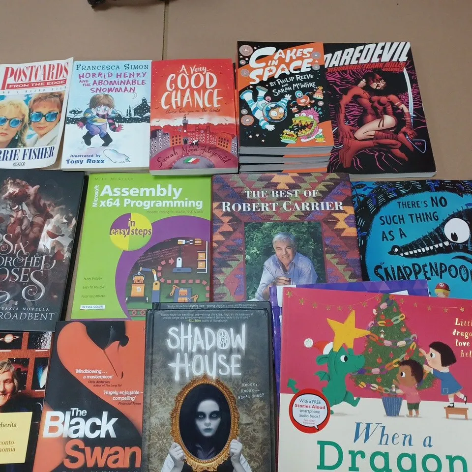 LARGE QUANTITY OF ASSORTED BOOKS TO INCLUDE SAVE JAMIE COOKBOOK, OCEAN ANATOMY AND DATA STRUCTURES IN PYTHON