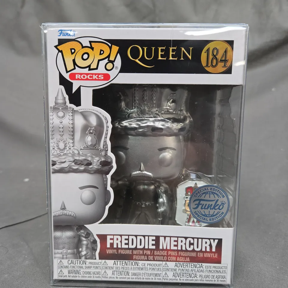 POP!ROCKS QUEEN - FREDDIE MERCURY VINYL FIGURE WITH PIN - 184