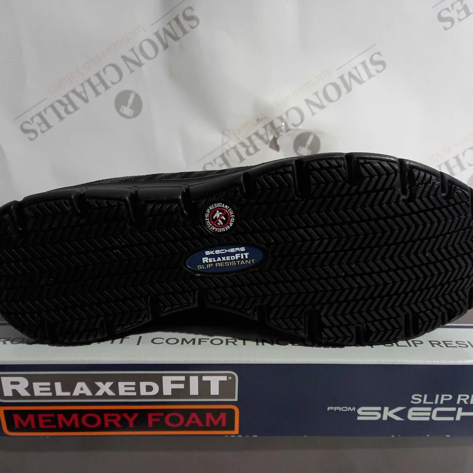 SKECHERS WORK SLIP RESISTANT BLACK SIZE 6