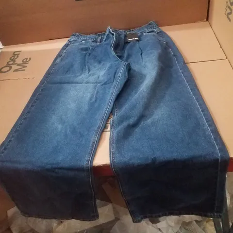BOX CONTAINING APPROXIMATELY 16 BRAND NEW SIMPLY BE BLUE REGULAR SLEEVELESS DENIM GILETS - SIZE 14R