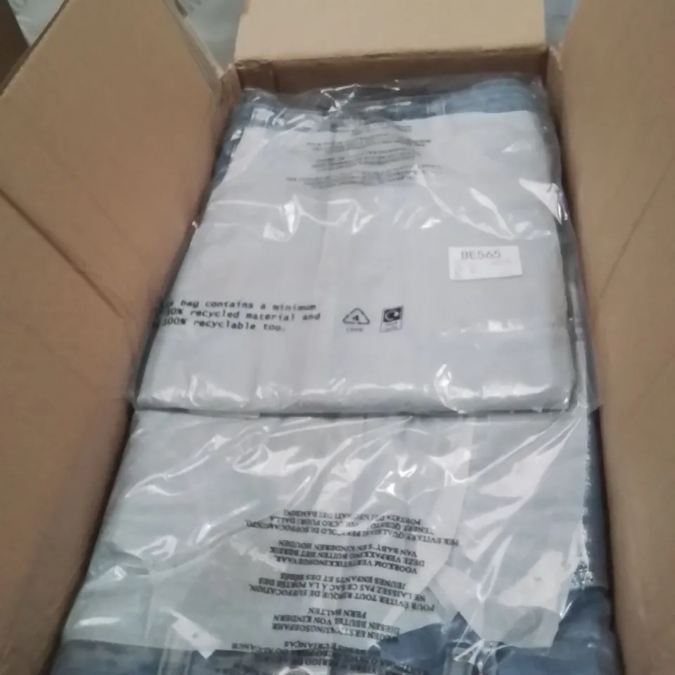 BOX CONTAINING APPROXIMATELY 16 BRAND NEW SIMPLY BE WOMENS A LINE MAXI SKIRT SIZE 14 
