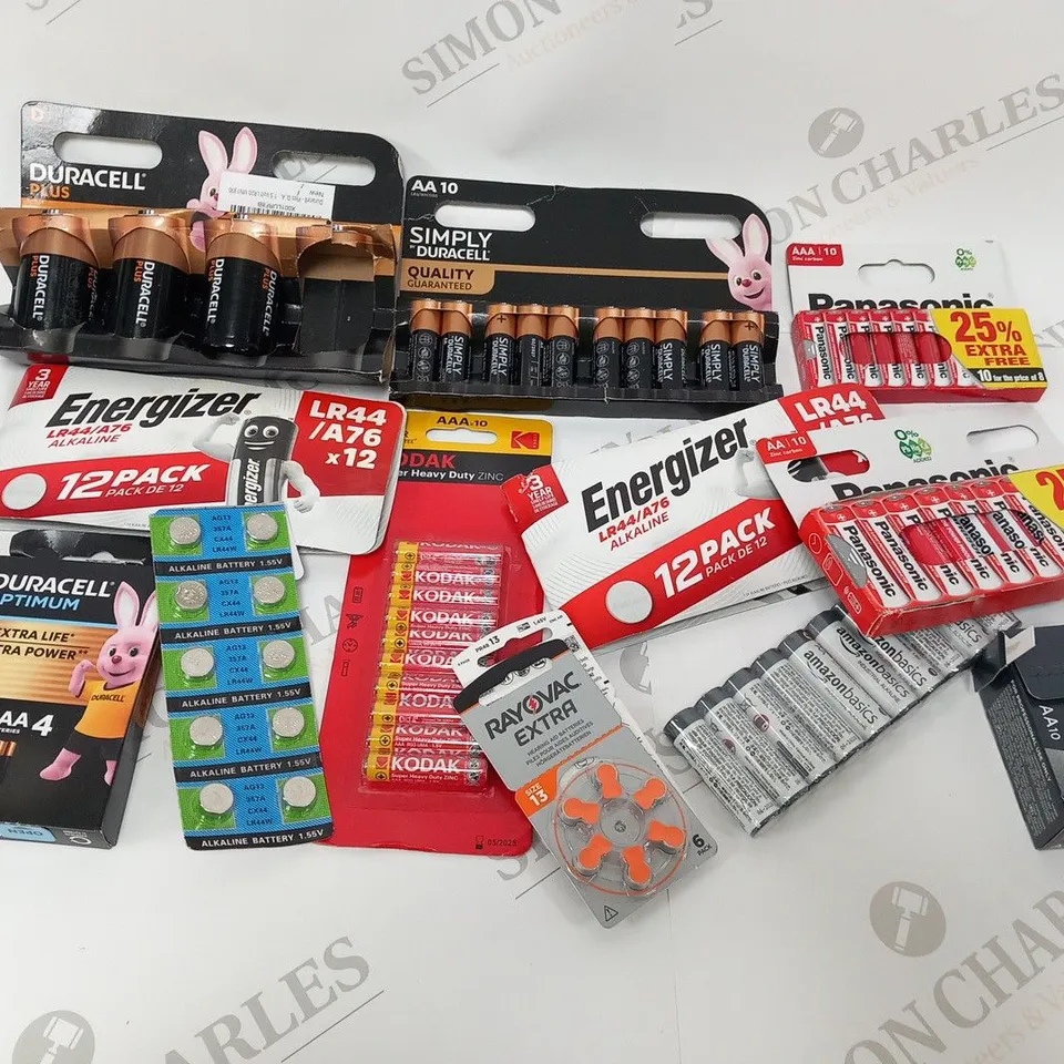 LARGE QUANTITY OF ASSORTED BATTERIES TO INCLUDE; DURACELL, KODAK AND ENERGISER