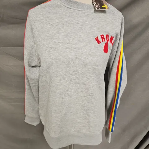 KRONK STIPED SLEEVE SWEATSHIRT IN SPORTS GREY SIZE L