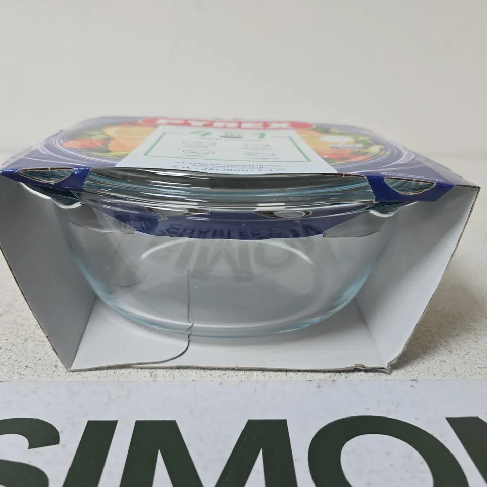 PYREX 4 IN 1 MULTI-USE GLASS DISH, 2L, 24 X 20 CM