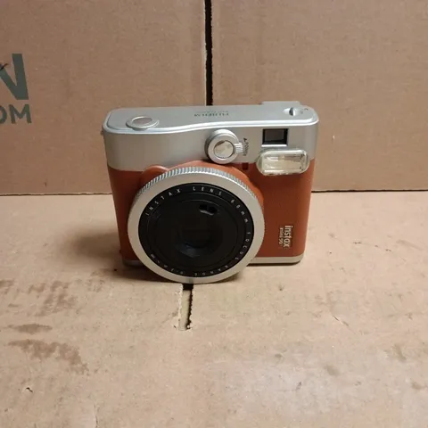 FUJIFILM NEO CLASSIC INSTAX MINI 90 UNBOXED