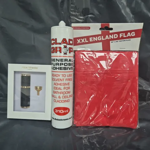 APPROXIMATELY 10 ASSORTED HOUSEHOLD ITEMS TO INCLUDE XXL ENGLAND FLAG, ALICE WHEELER BLACK ATOMIZER, ETC