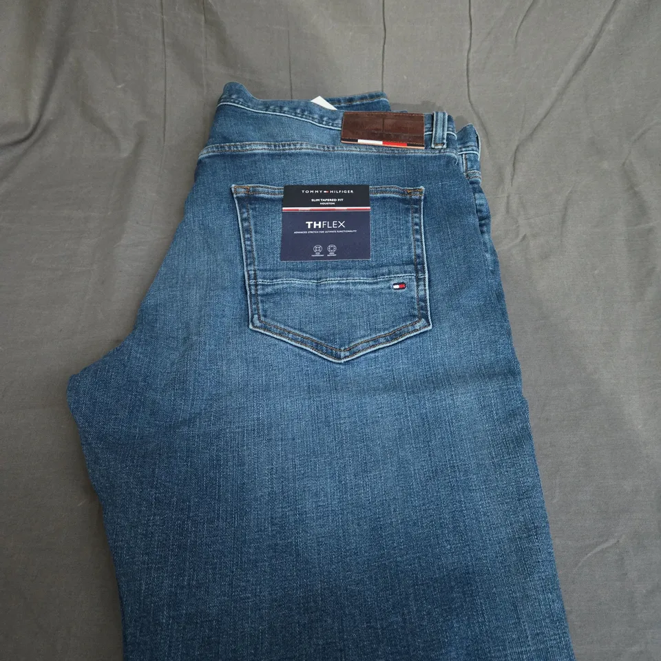 TOMMY HLFIGER THFLEX DENIM JEANS SIZE W40