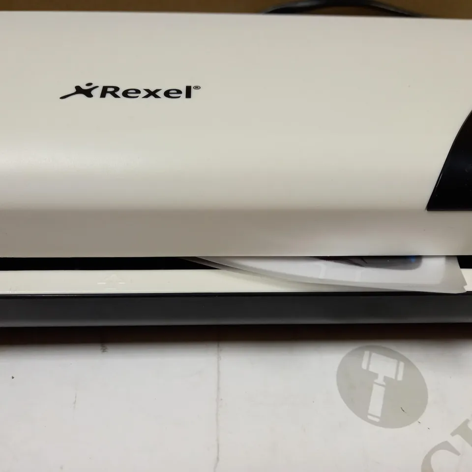 REXEL STYLE A4 HOME AND OFFICE LAMINATOR