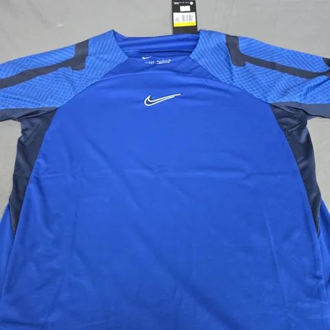 NIKE LOGO CASUAL TEE SIZE S