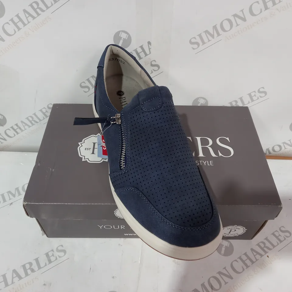 BOXED PAVERS BLUE SLIP ON SHOES - SIZE 7