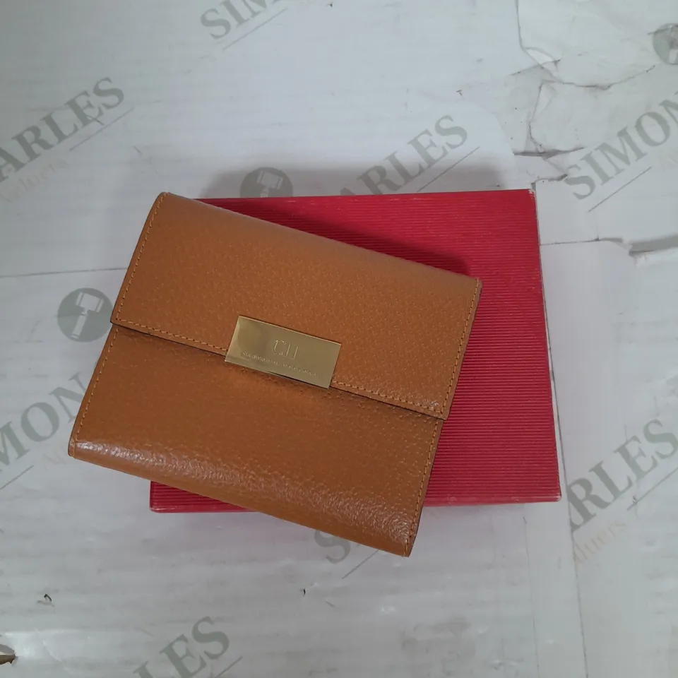 BOXED CAROLINA HERRARA LEATHER WALLET IN BROWN