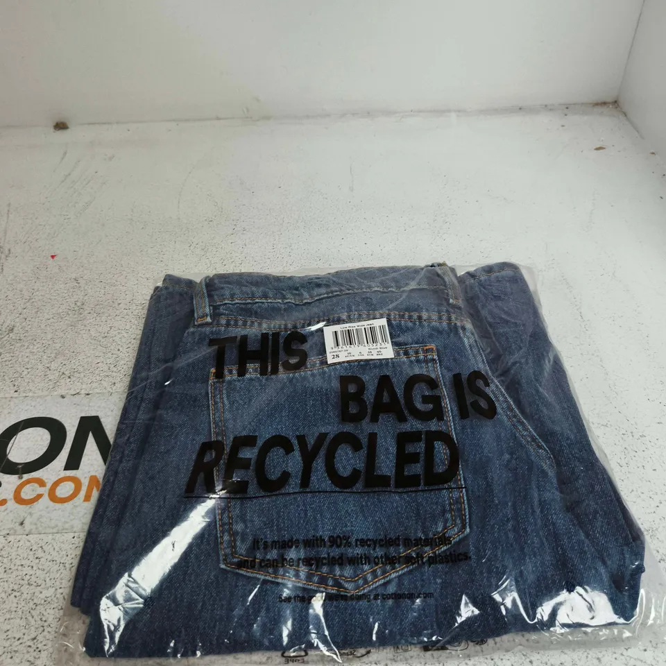 BOX OF 9 LOW RISE WIDE JEANS BONDI BLUE SIZE 10