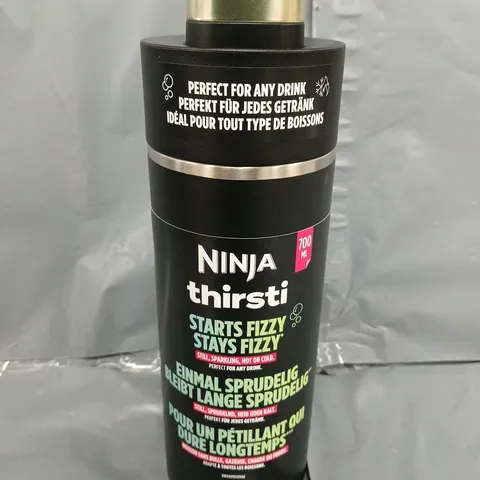 NINJA THIRSTI 700ML IN BLACK