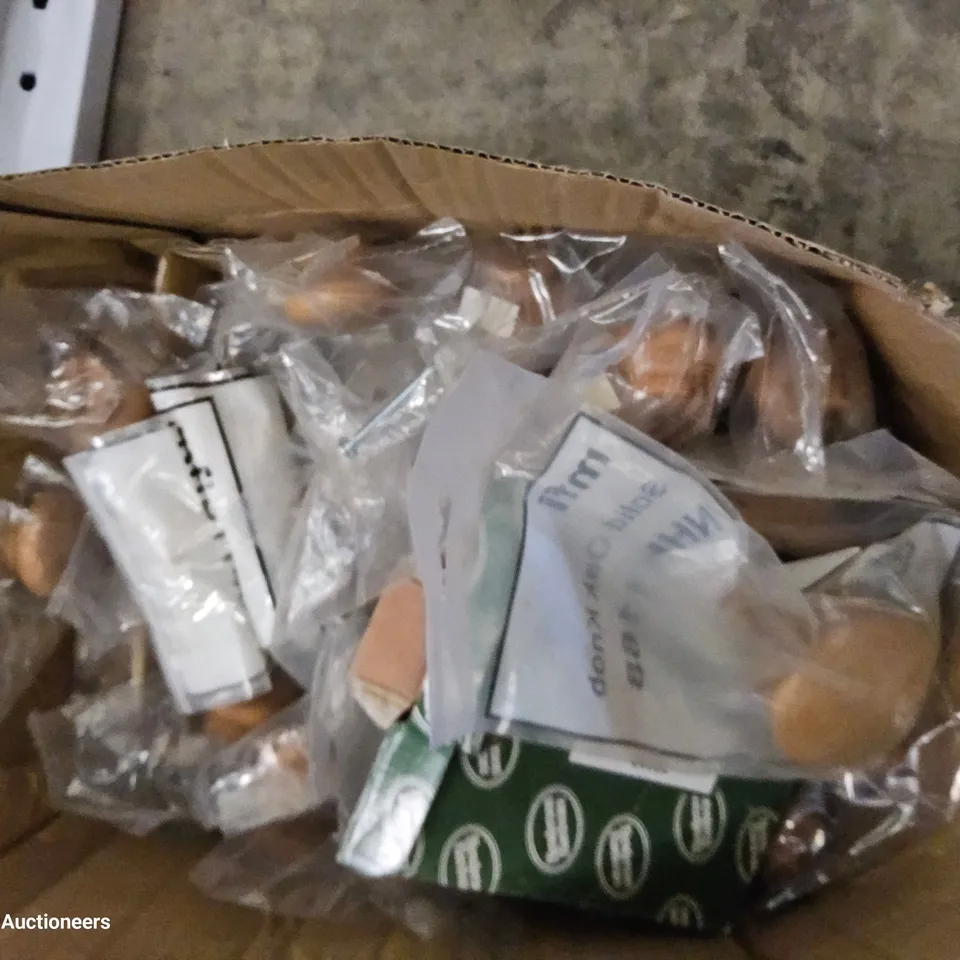 PALLET OF ASSORTED ITEMS, INCLUDING, SWAN CORDLESS KETTLE, METAL WASTR BINS, 2 × TABLE LAMP BASES, DRAWER KNOBS, TOILET WALL FLUSH, MULTIFUNCTION FOOD PROCESSOR.
