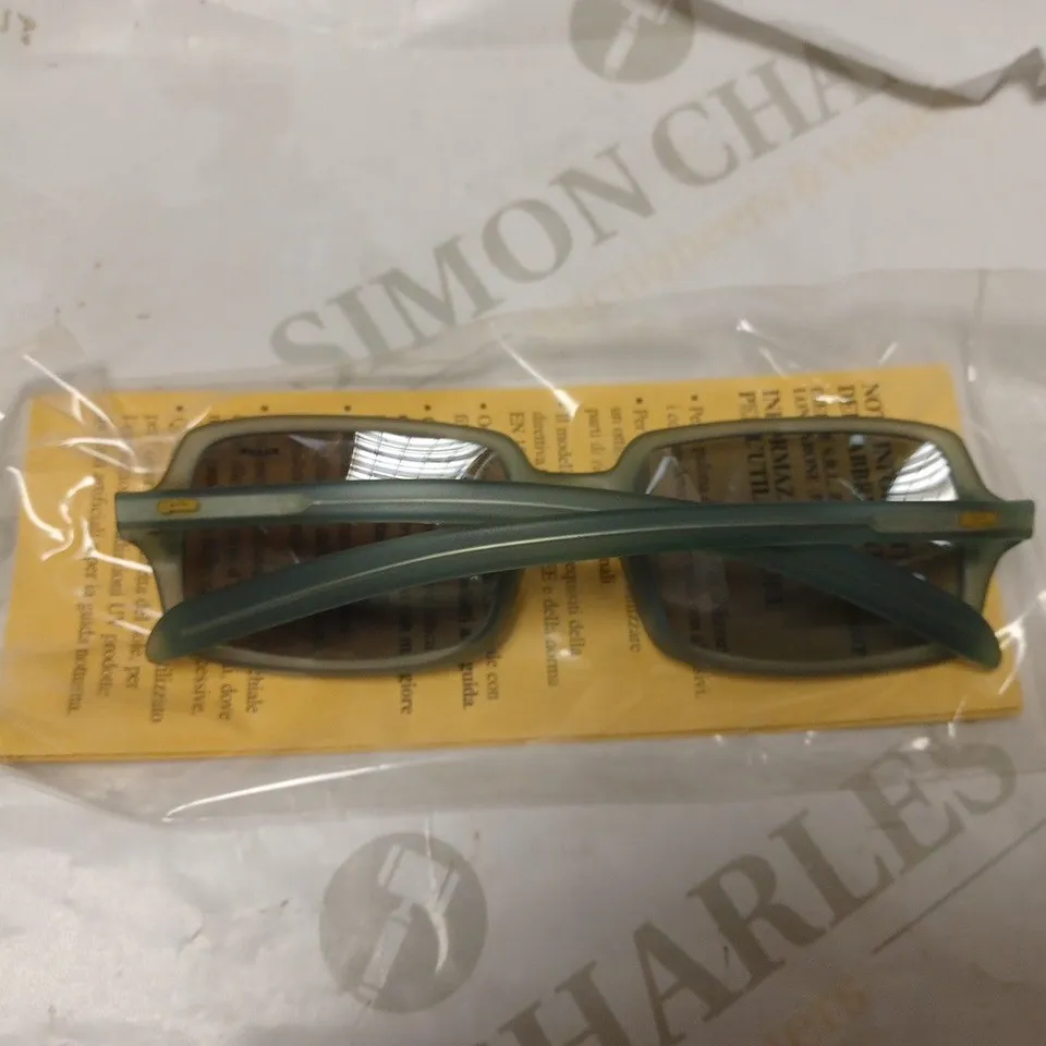 APPROXIMATELY 10 DIERRE POLICE SUNGLASSES - 51388/7365