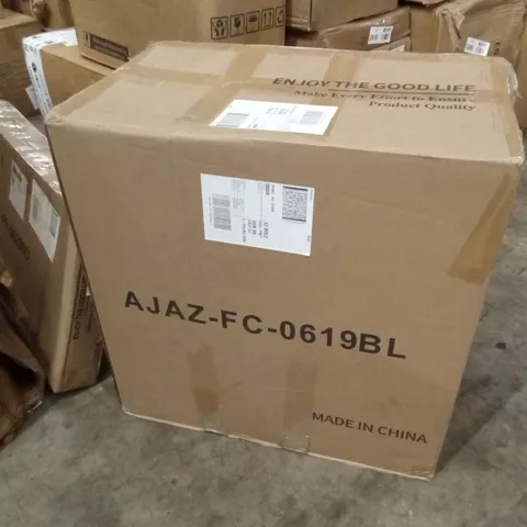 BOXED BLACK OFFICE/GAMING CHAIR